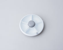 Load image into Gallery viewer, GoBe Snack Spinner - Grey