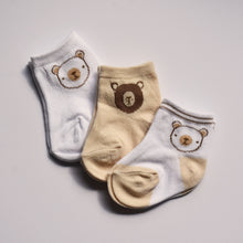 Load image into Gallery viewer, Playette 3 Pack Newborn Bear Socks
